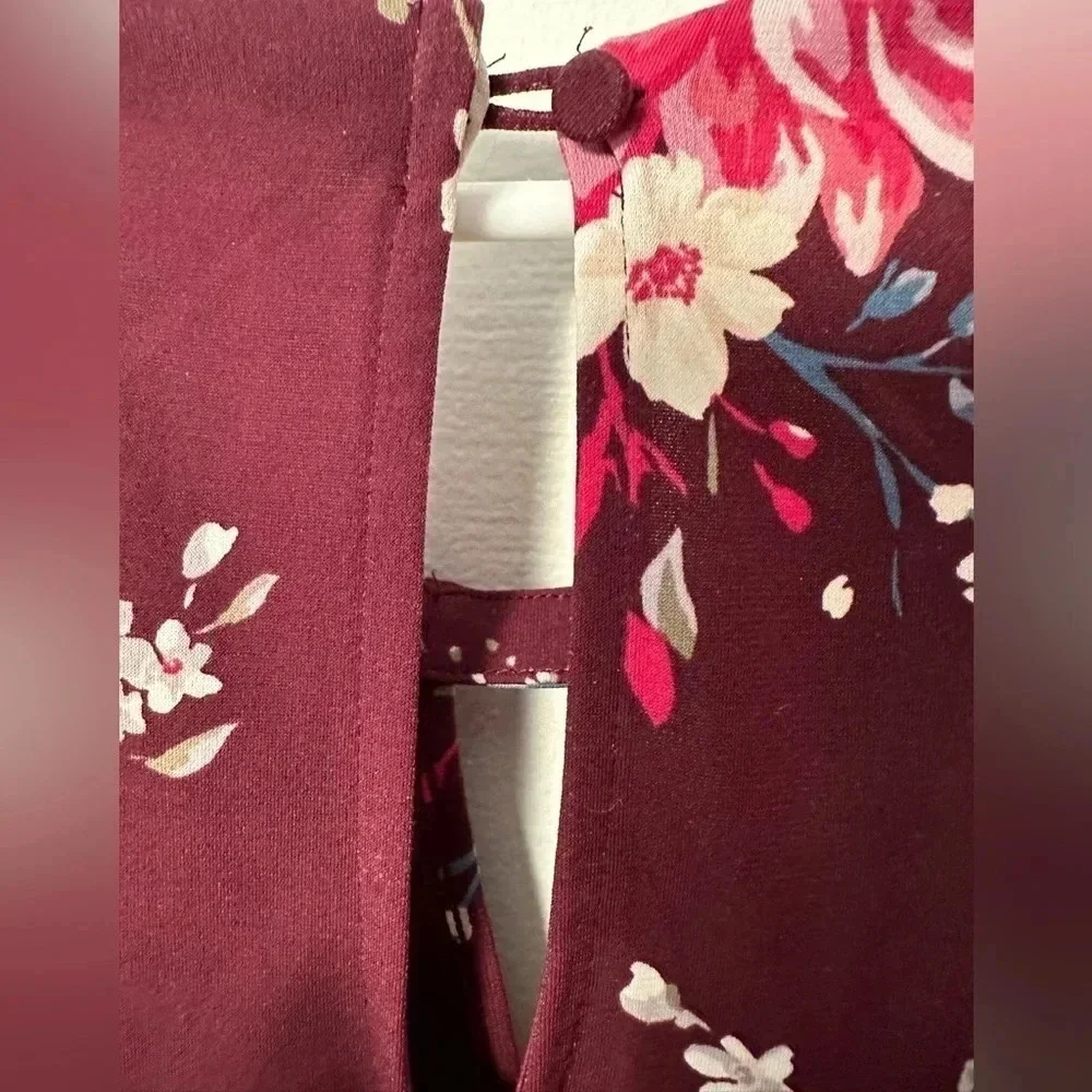 White House Black Market burgundy floral tank